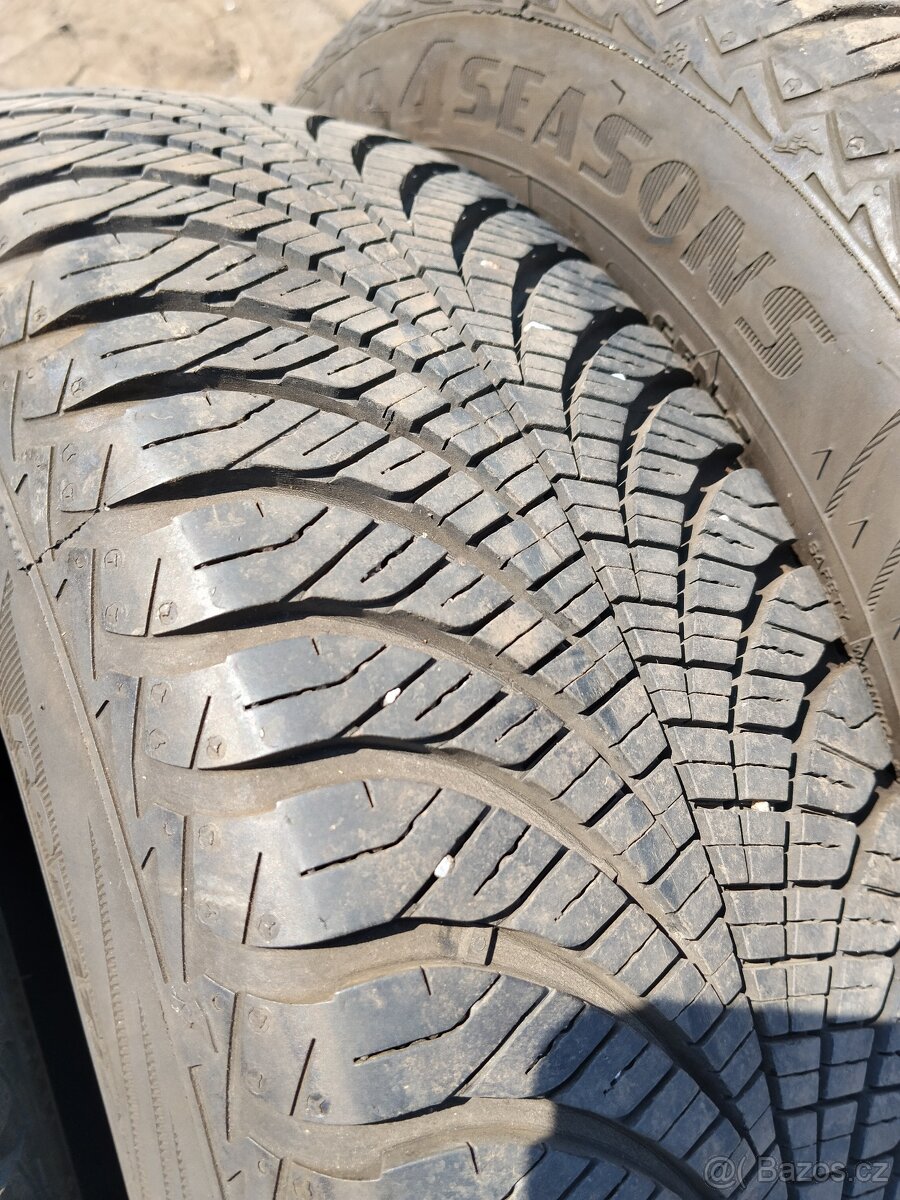 Pneu 165/70r13 - 3