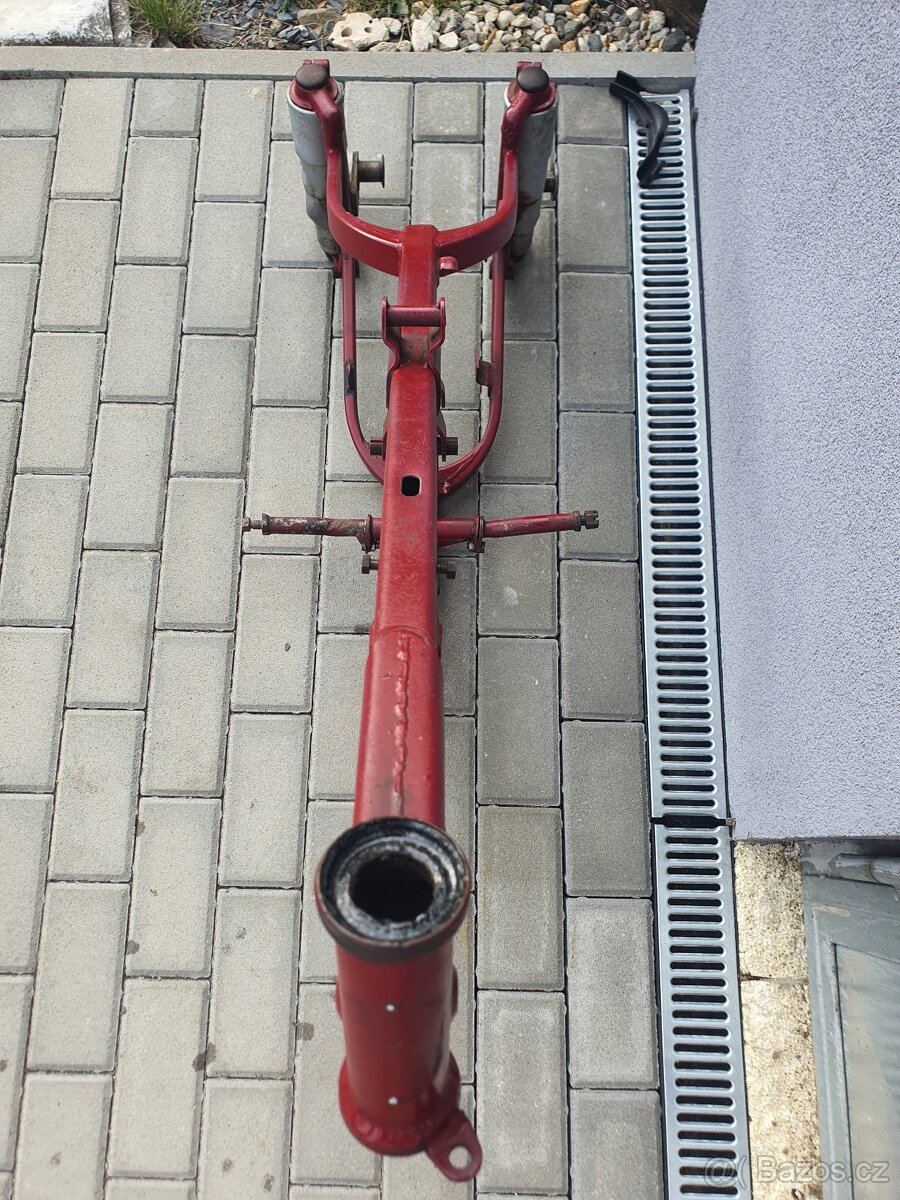 Jawa Pérák - 3