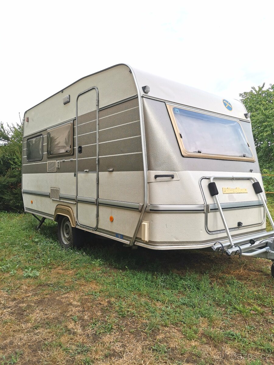 Hymer Eriba Nova 391 palandy a predstan - 3