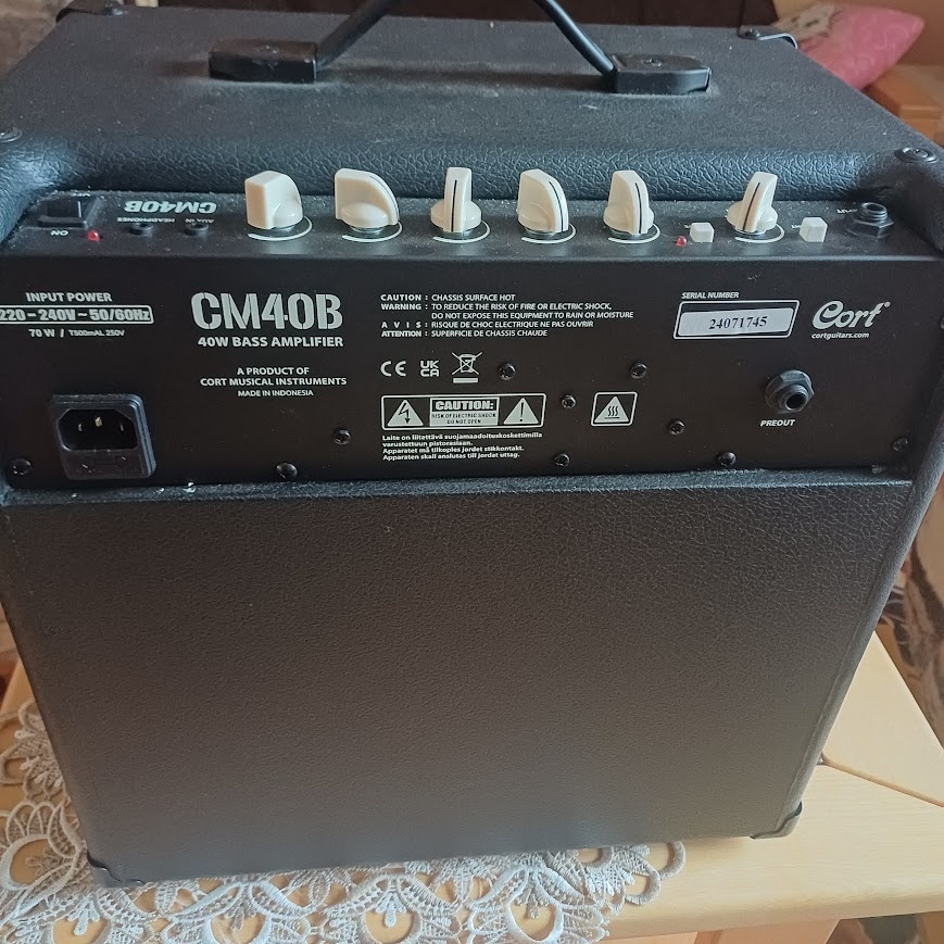 Basové kombo CM 40 Cort - 3