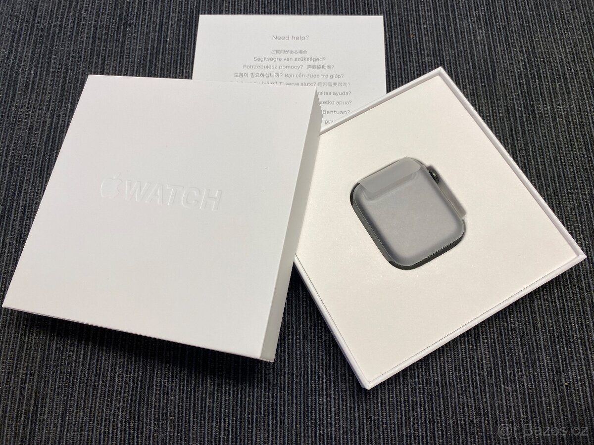 NOVÉ Apple Watch Series 7 45mm Green GPS - 3