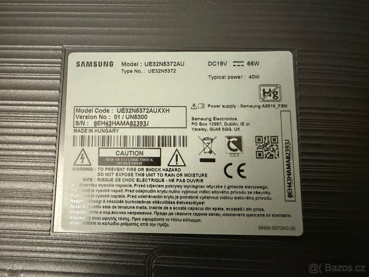 Smart TV Samsung 32” + držák - 3