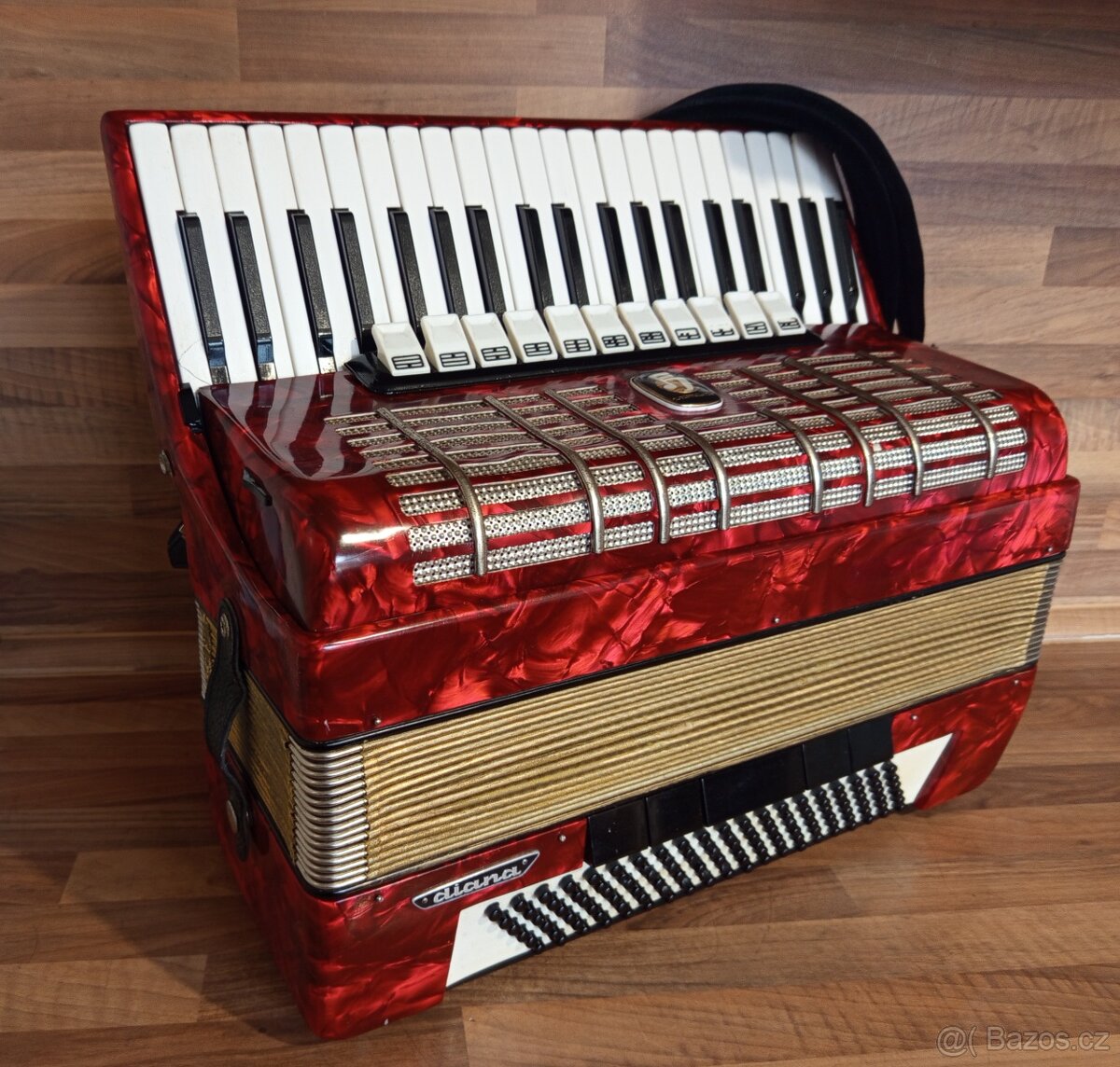 Akordeon (harmonika, heligonka) Weltmeister - 3