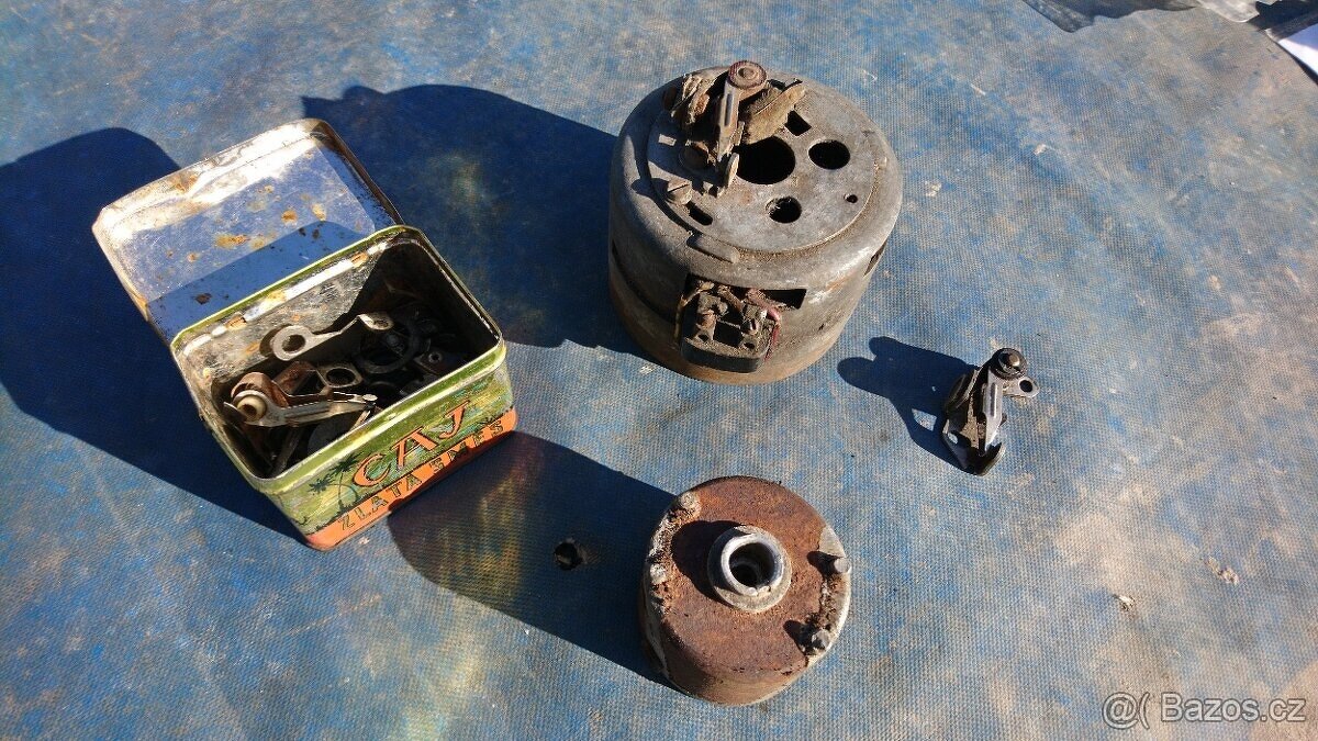 Drobné díly jawa 550 pařez prodám i jednotlivě - 3