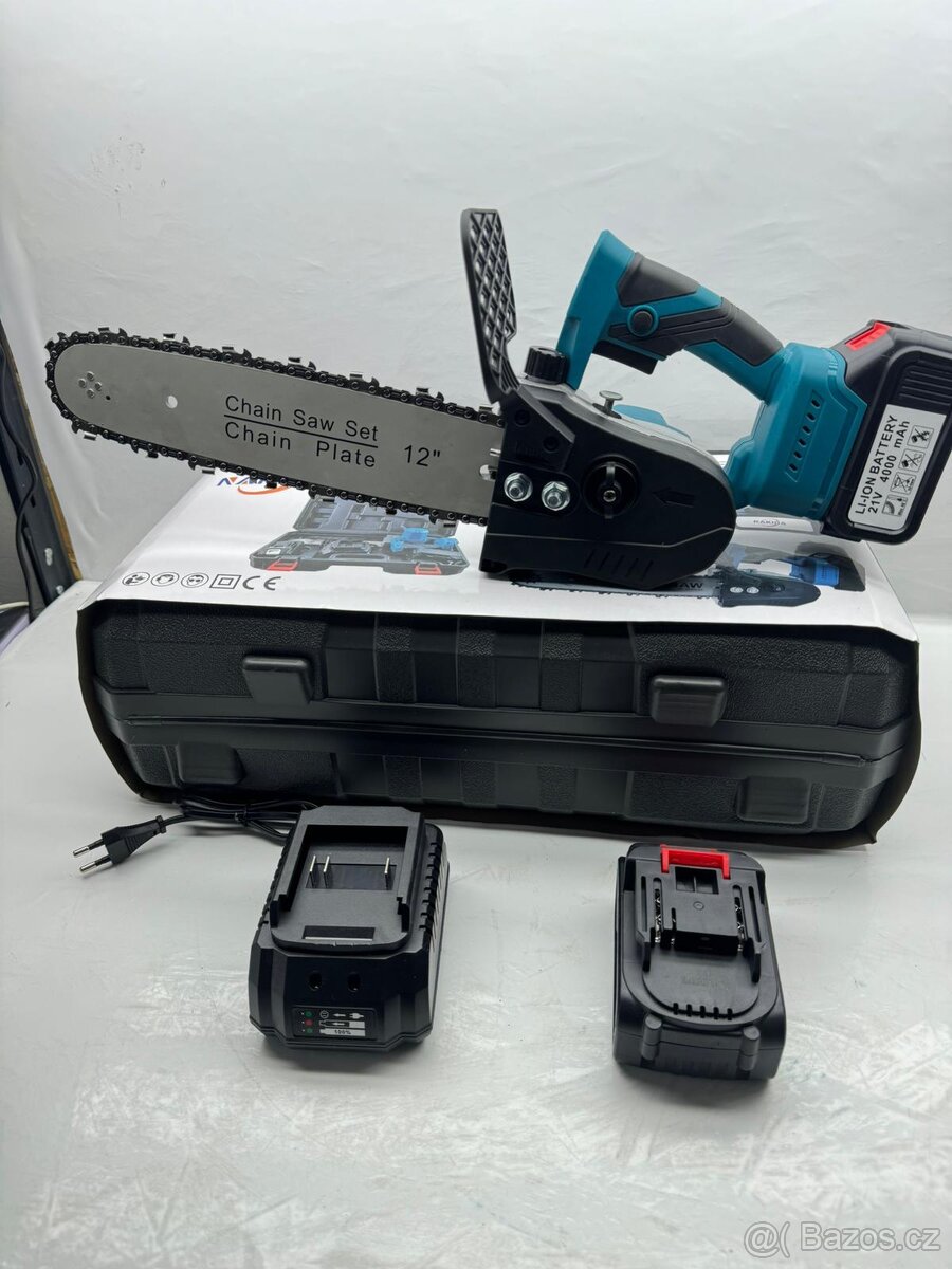 Aku pila 12” s automatickým mazáním + 2x baterie - 3