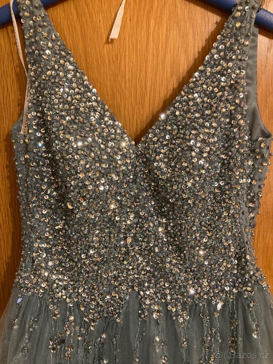 Maturitní, plesové šaty - 3