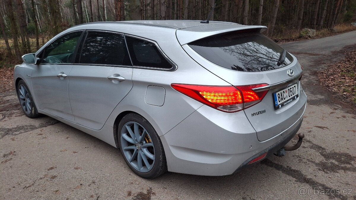 Hyundai i40 tažné DIESEL 2011 - 3