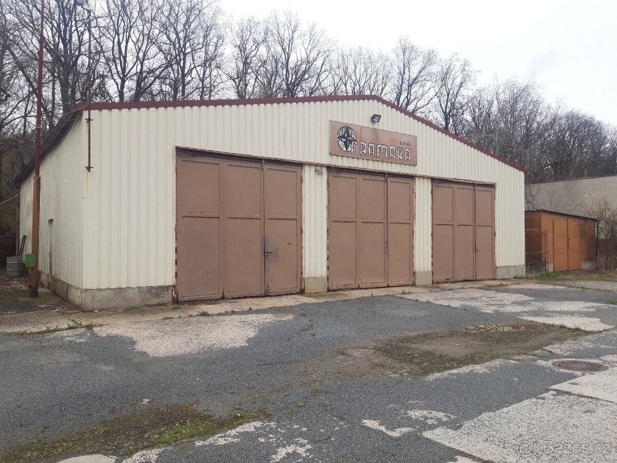 Prodej obchodního prostoru 2977 m² , Praha - Běchovice - 3