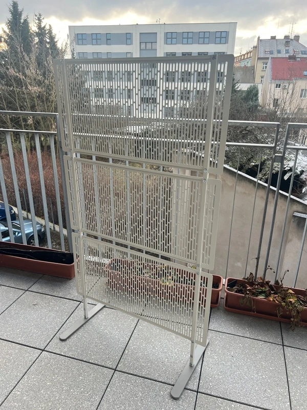 Kovová zástěna LUNGON od IKEA - 3