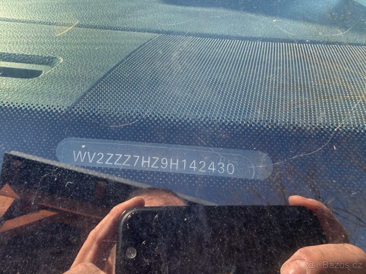 PRODEJ SANITNÍHO VOZU VW T5 - 3