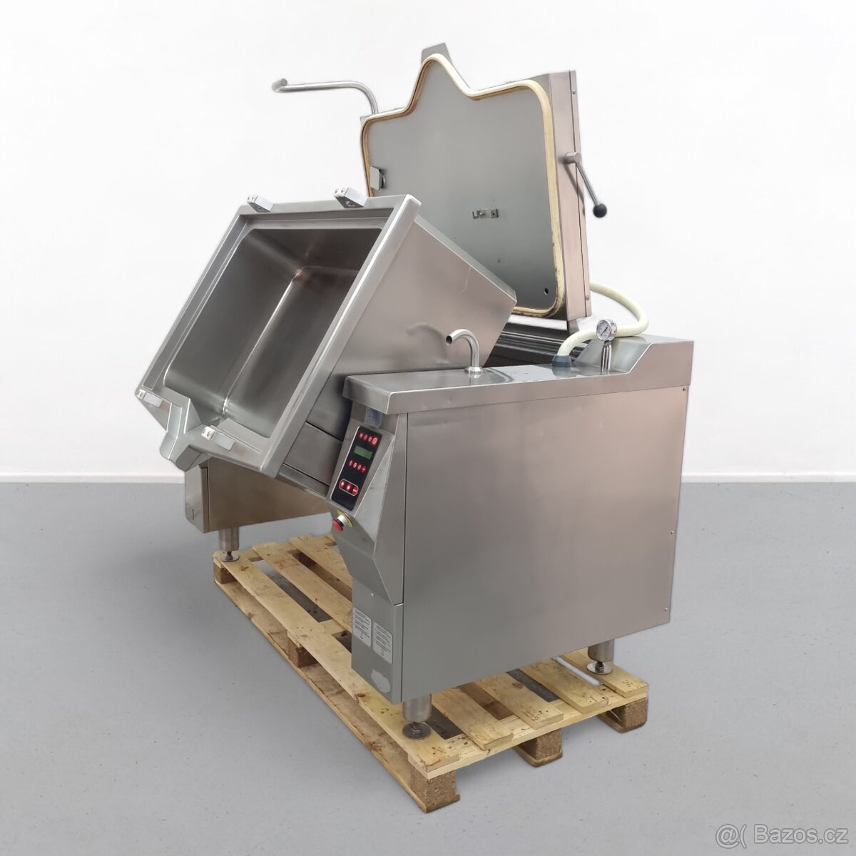 Multifunkční elektrická tlaková pánev FIREX 145l - 3