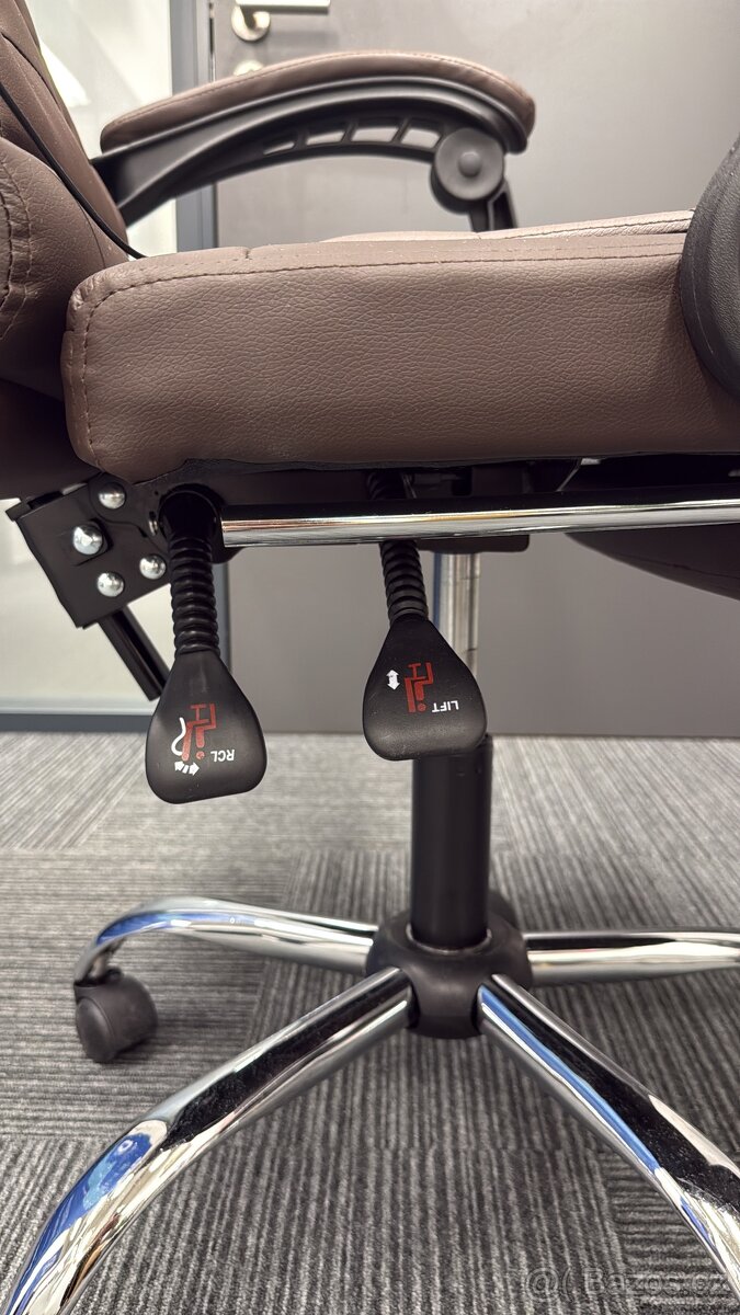 Kancelářské křeslo s masážní funkcí - 3