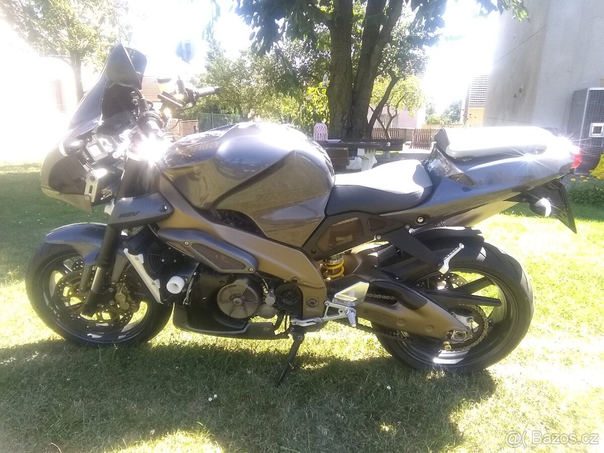 Prodám Aprilia Tuono RSV 1000 - 3