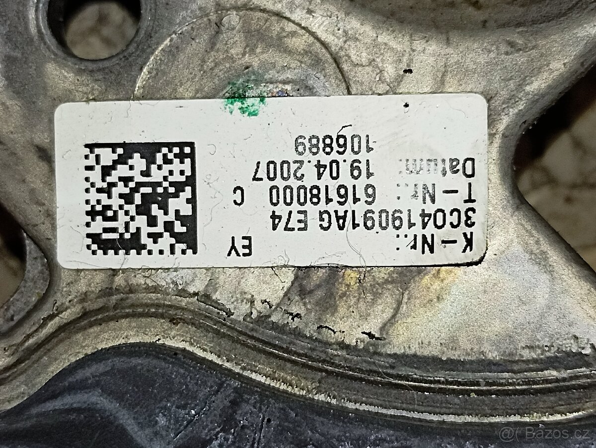 Kožený volant Passat B6. - 3