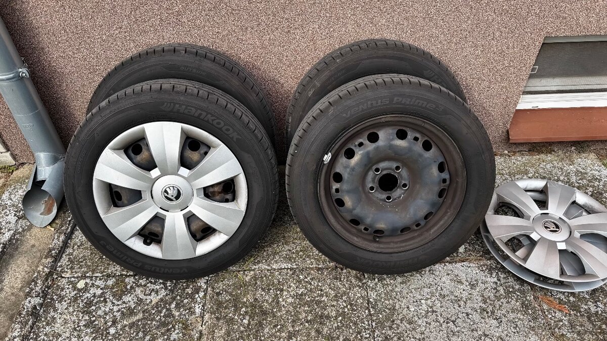 Letni 185/60 r15 škoda - 3