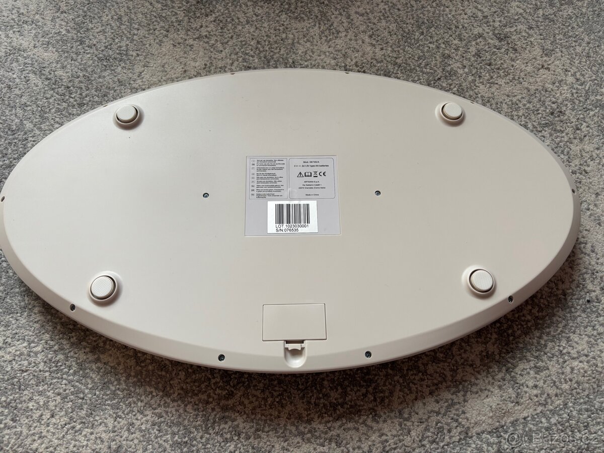 Chicco dětská digitální váha - 3