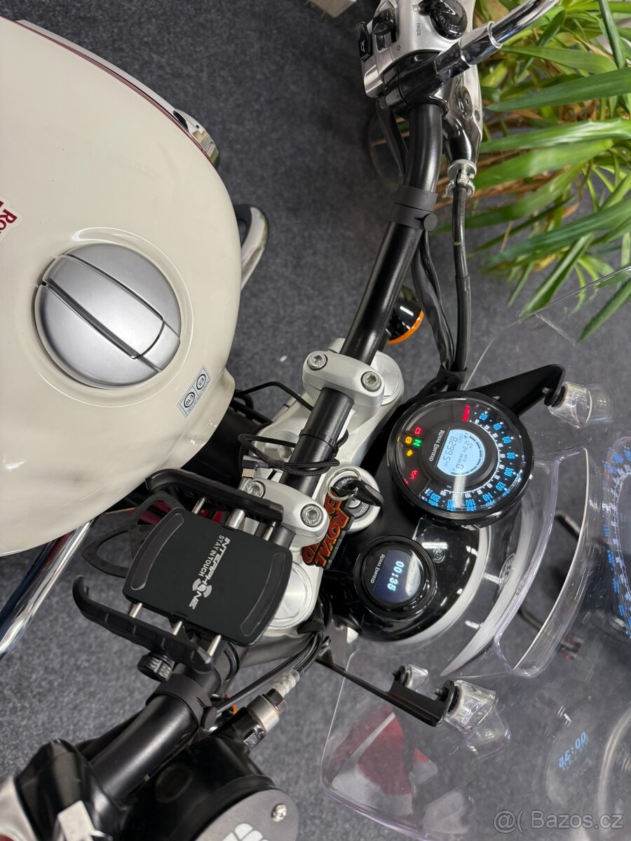 Royal Enfield 650 Super Meteor - 3