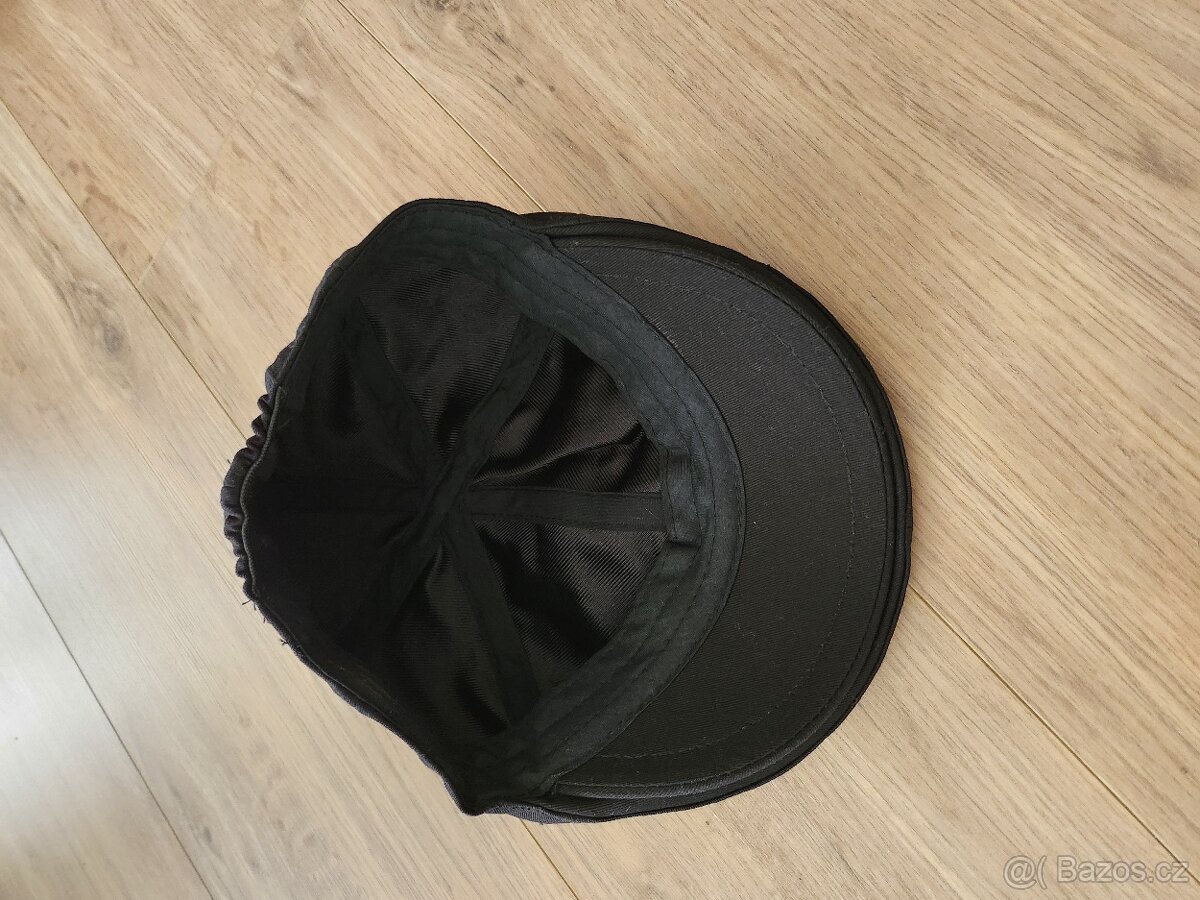 Nová kšiltovka s kamínky - 3