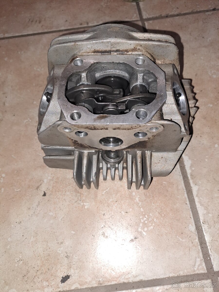 Pitbike YX 140 hlava - 3