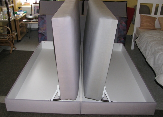 Postel s úložným prostorem - 3