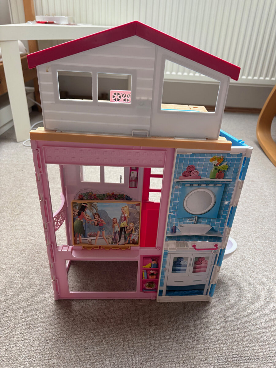 Domeček pro panenky + 4 panenky - 3