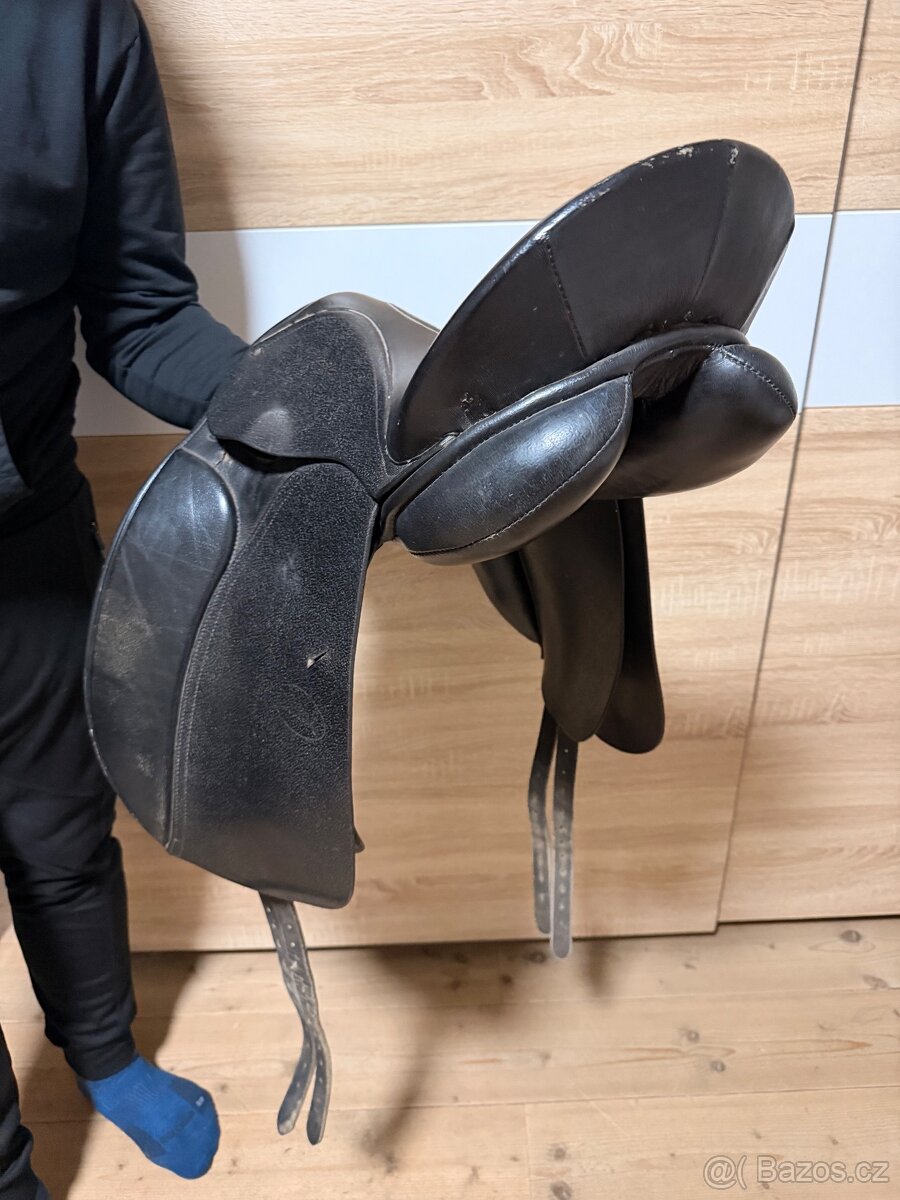 Drezurní sedlo černé - 3