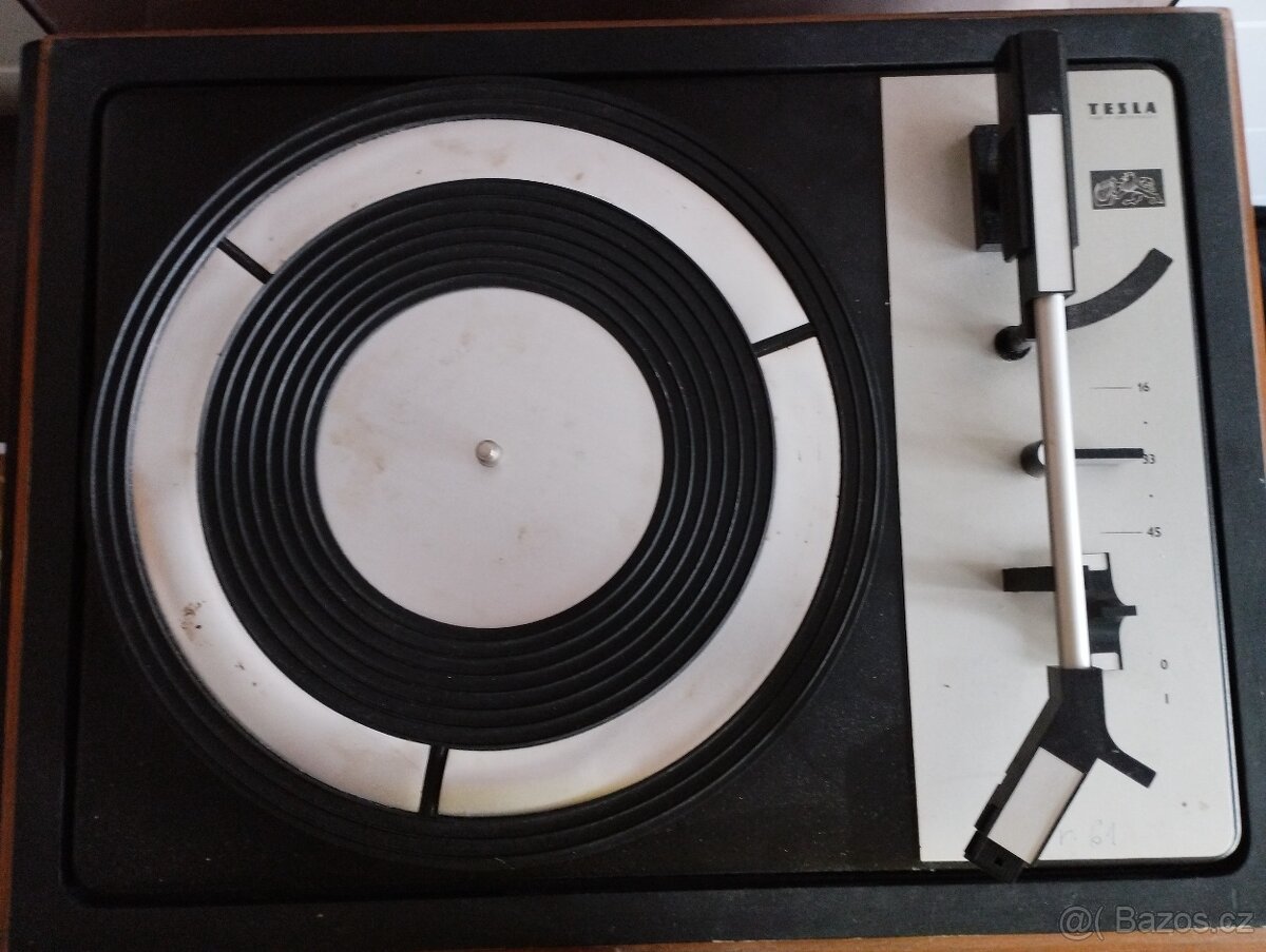 Gramofon a zesilovač - 3