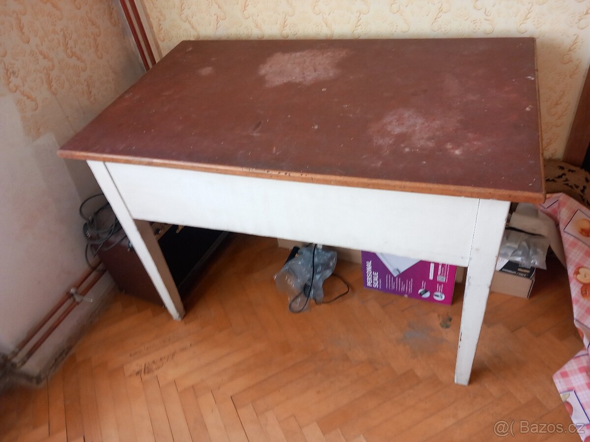Starozitny myci stul - 3