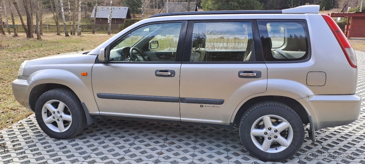 NISSAN X-Trail 2,2 DCi -WEBASTO - 3