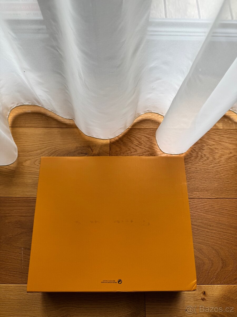 Louis Vuitton krabice a stuha. - 3