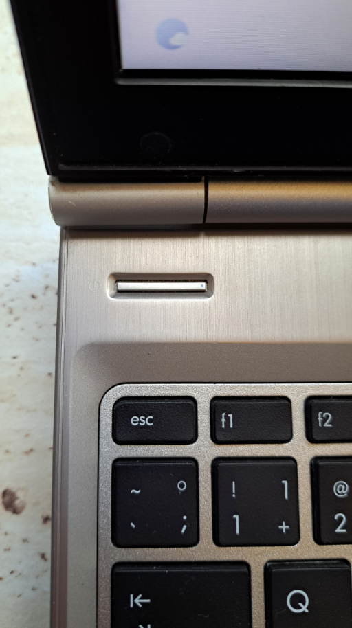 HP EliteBook 8570p/ Core i7 / 8 GB / SSD 240GB/ WIN 11 PRO - 3