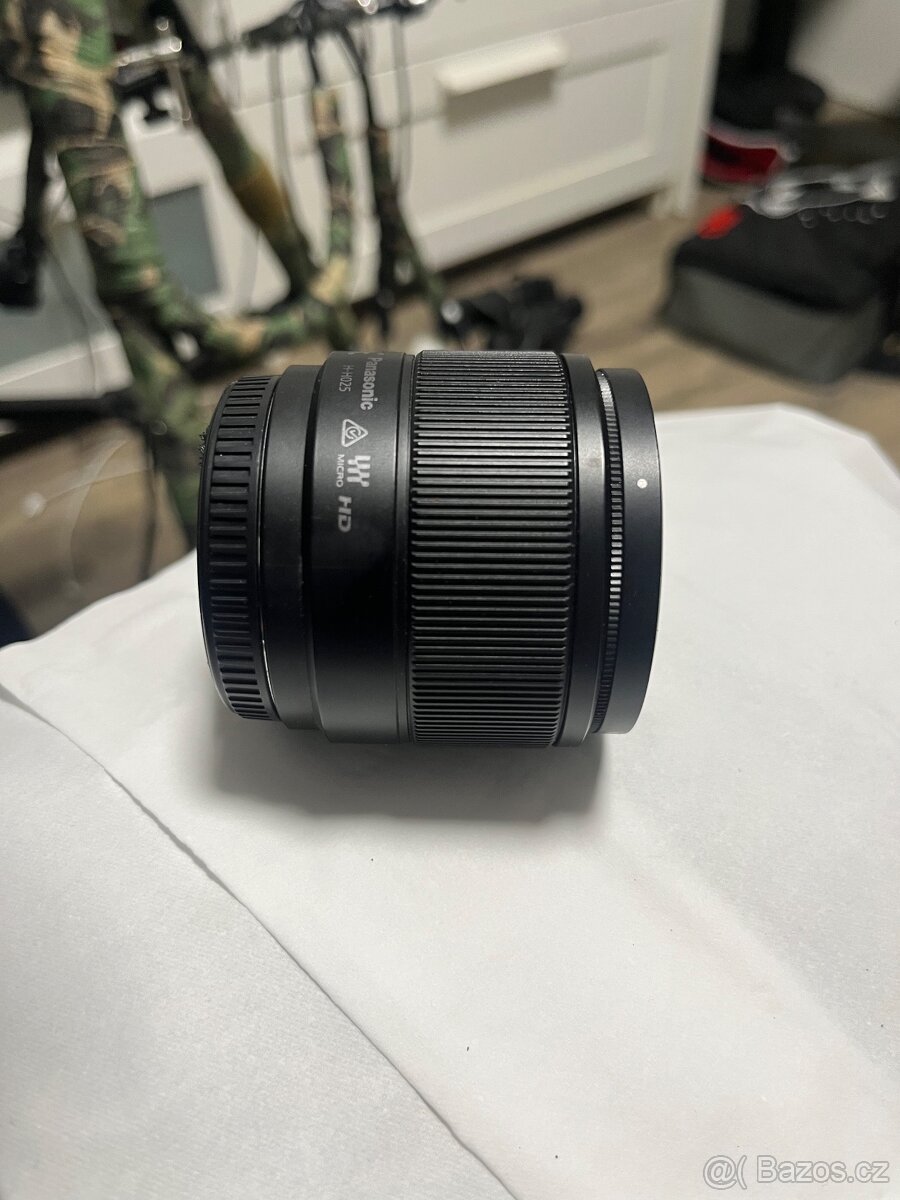 Panasonic Lumix G 25mm f/1.7 - 3