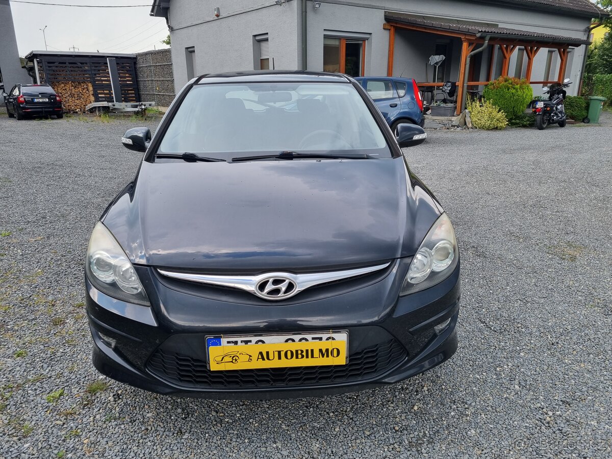 HYUNDAI i30 1.4i 80KW R.V.2011/1.MAJITEL - 3