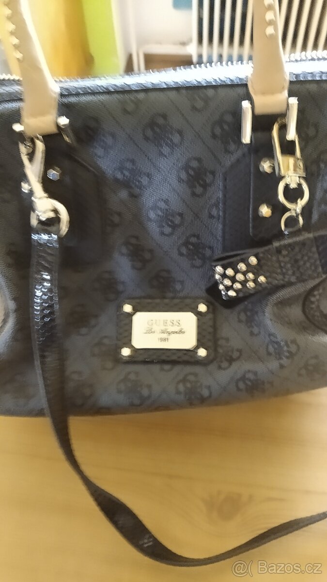 Kabelka GUESS - 3