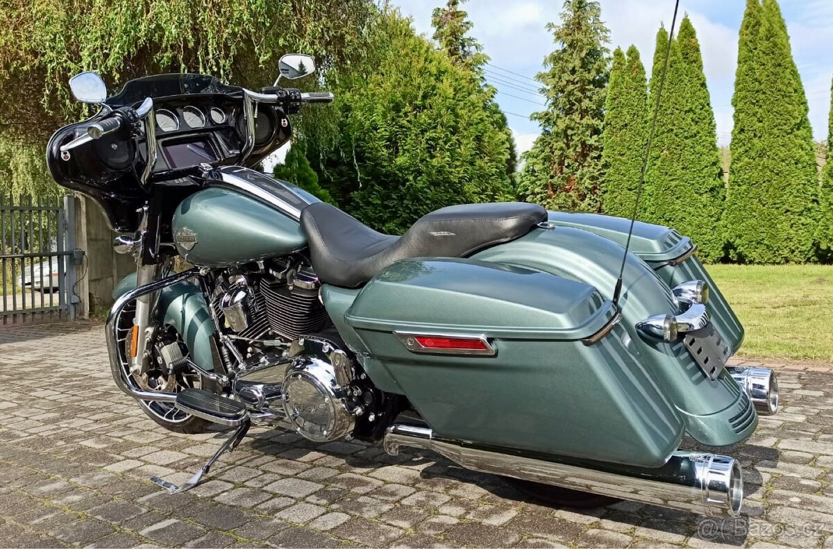 Street Glide Special 114ci – 2022 TOP stav - 3