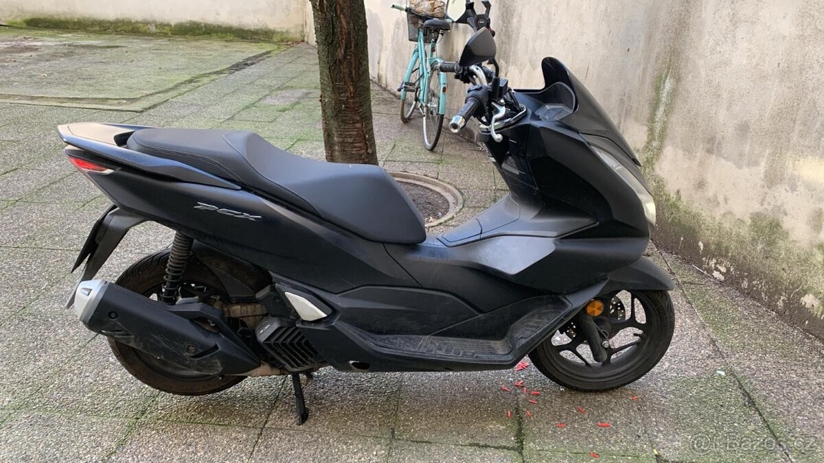 Pronájem skútru k rozvozum - 3