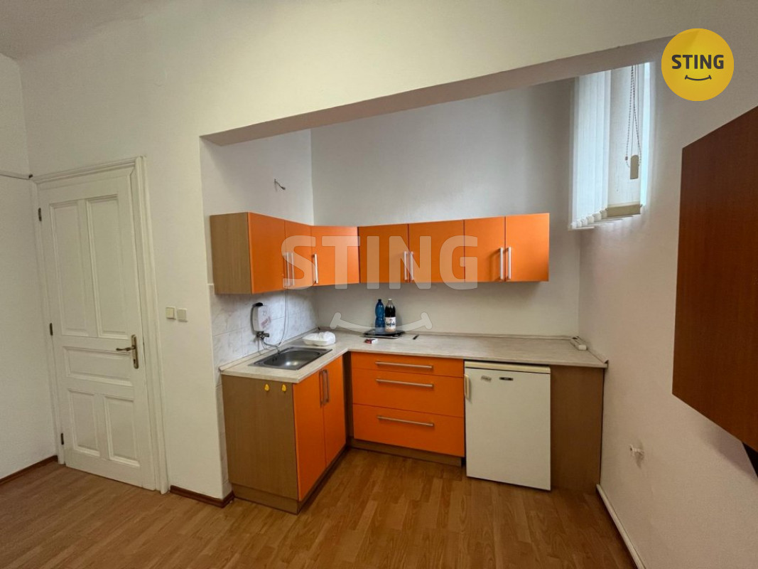 Pronájem kancelářského celku v centru Ostravy., 129682 - 3