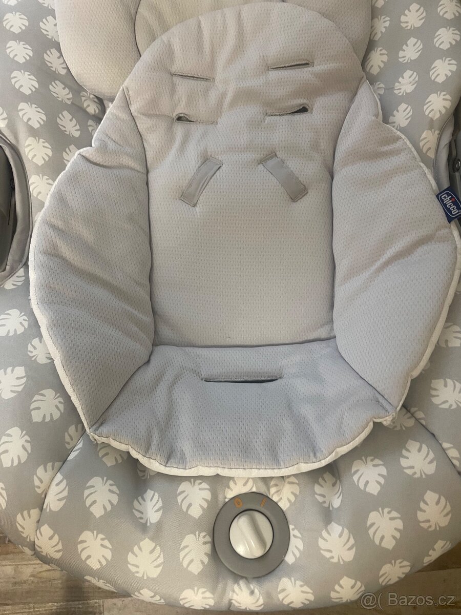 Autosedačka Cybex a ostatní věci pro novorozence - 3