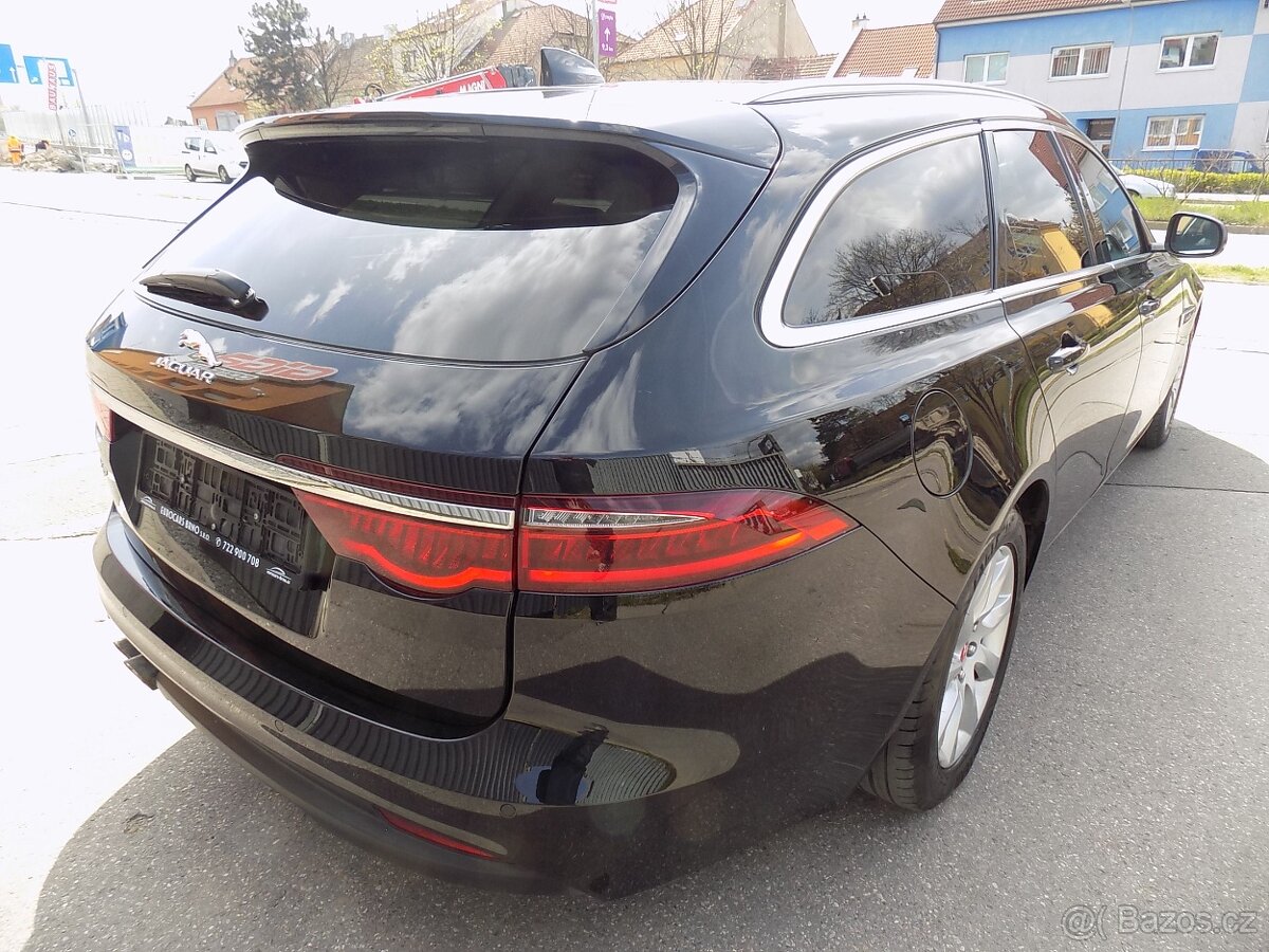 Jaguar XF 2.0D 132 KW KŮŽE TAŽNÉ - 3