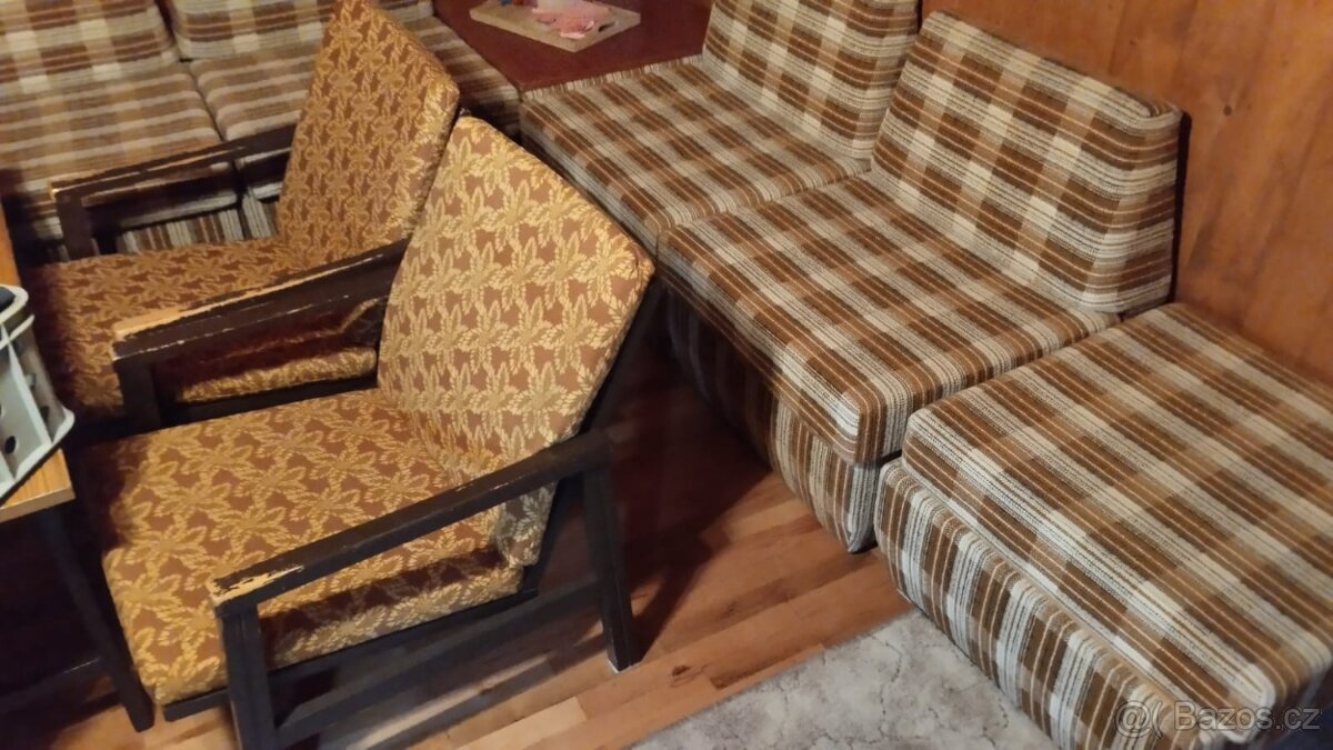 PRODEJ NÁBYTKU Z CHALUPY - 3