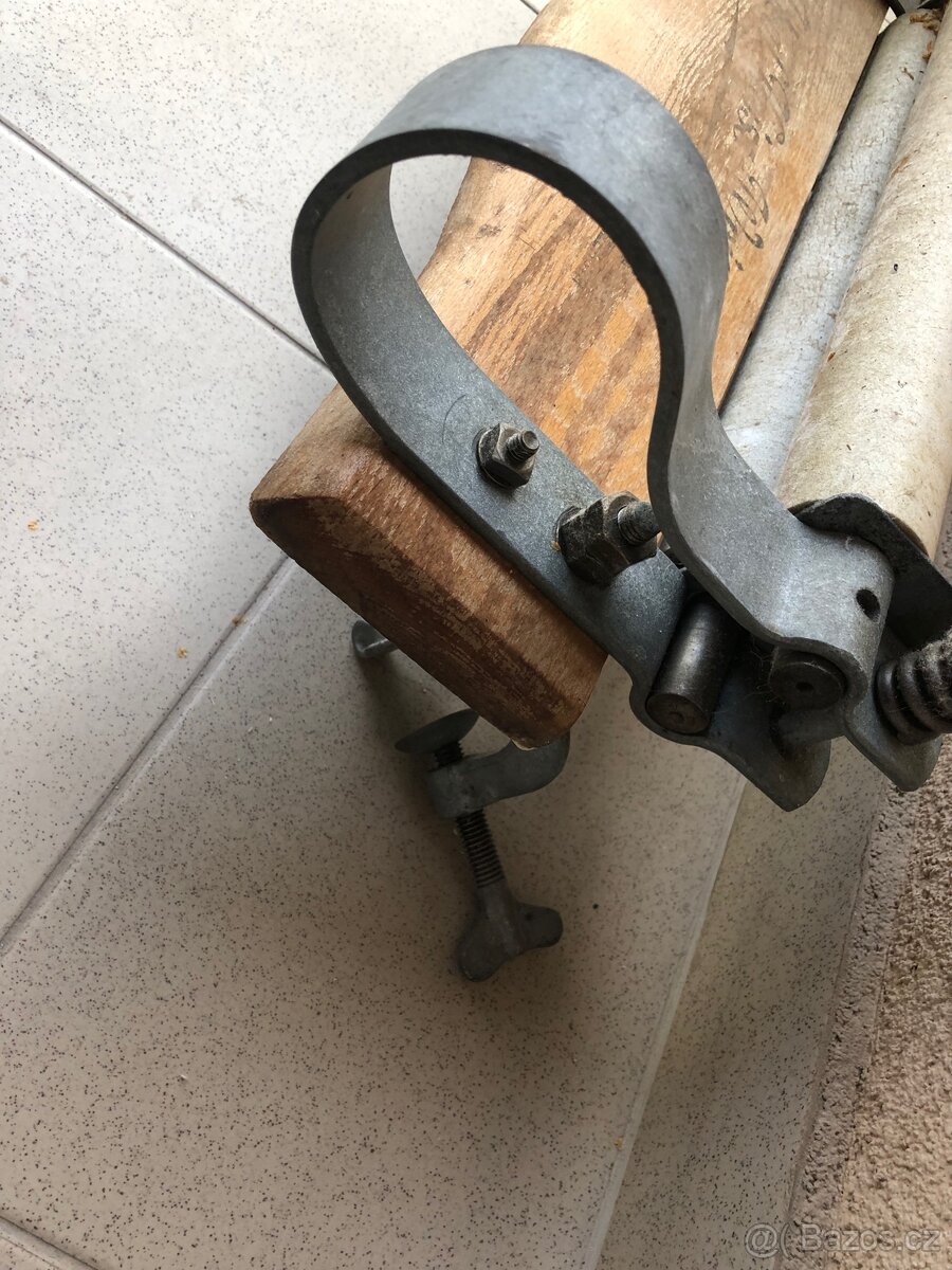 starý ruční německý mandl - 3