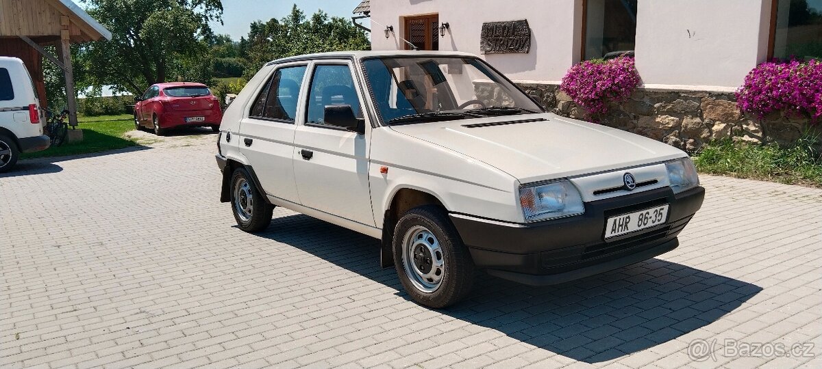 ŠKODA FAVORIT SPECIAL LINE - 3