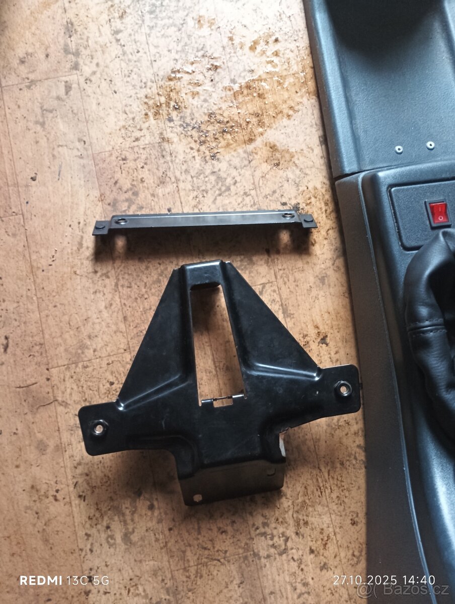 Středový tunel Škoda Felicie - 3