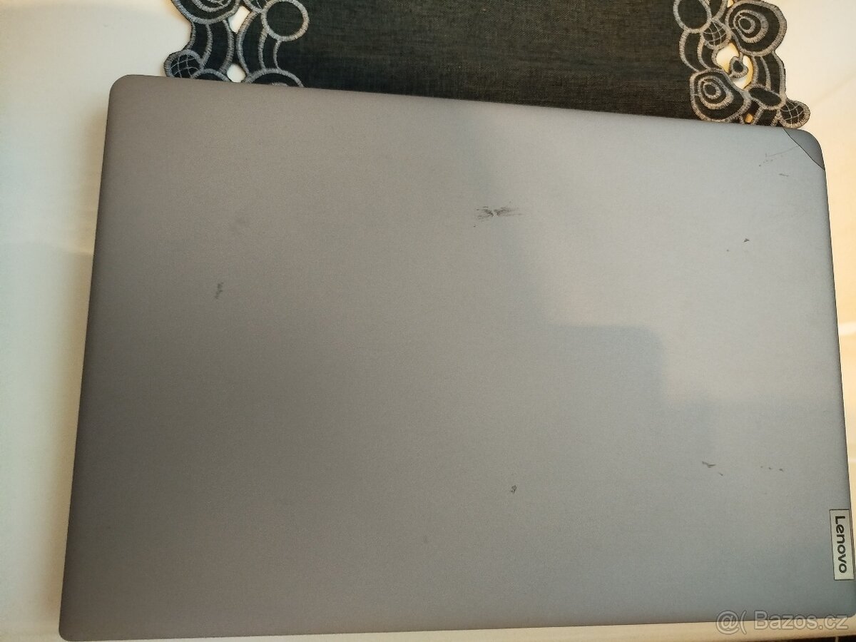 Prodám Lenovo notebook - 3