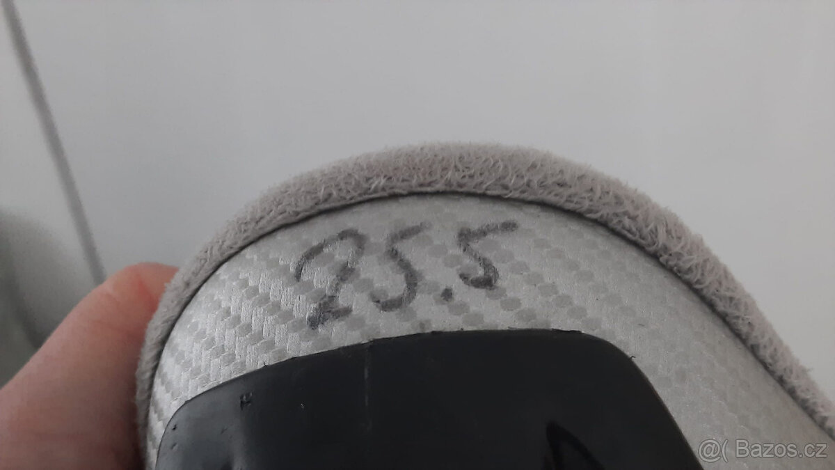 Přeskáče vel.25,5 - 3