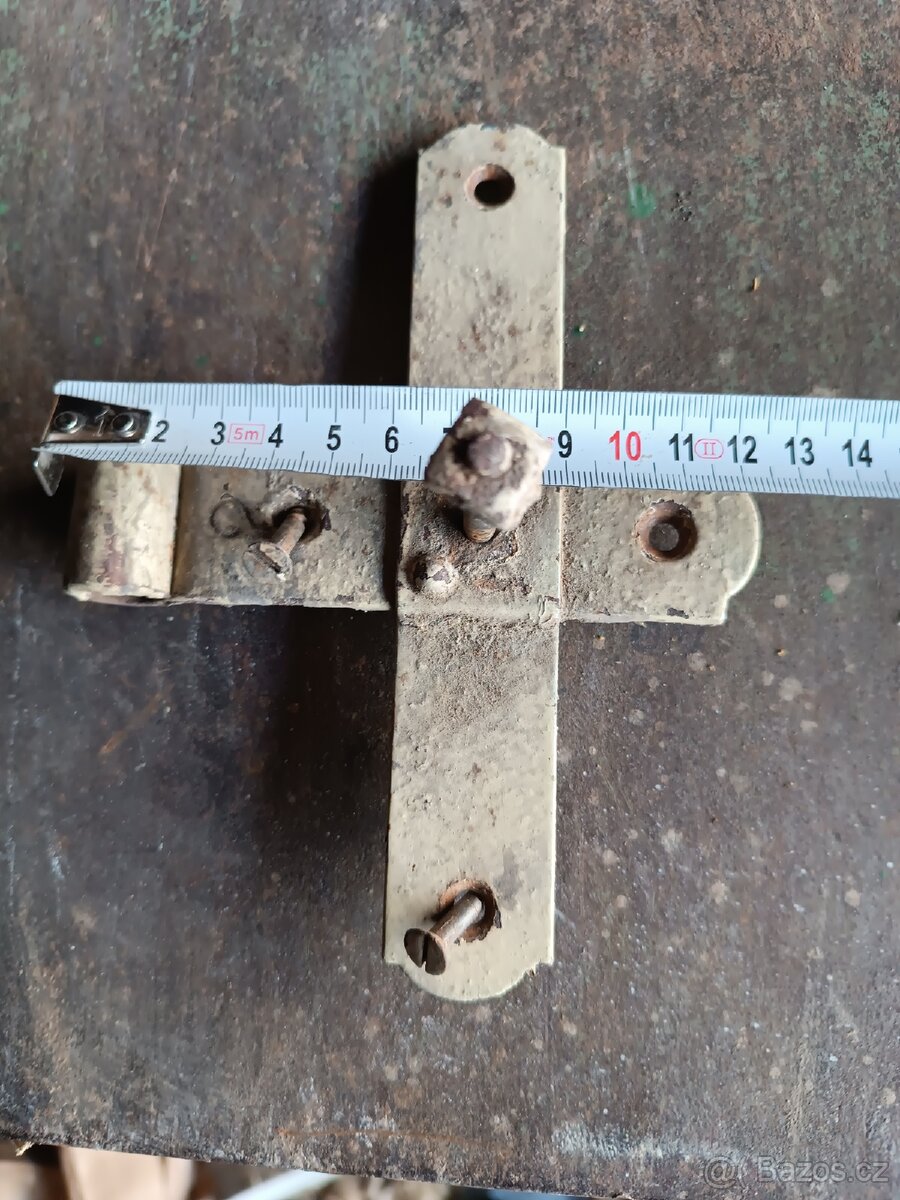 Panty ke dveřím - 3