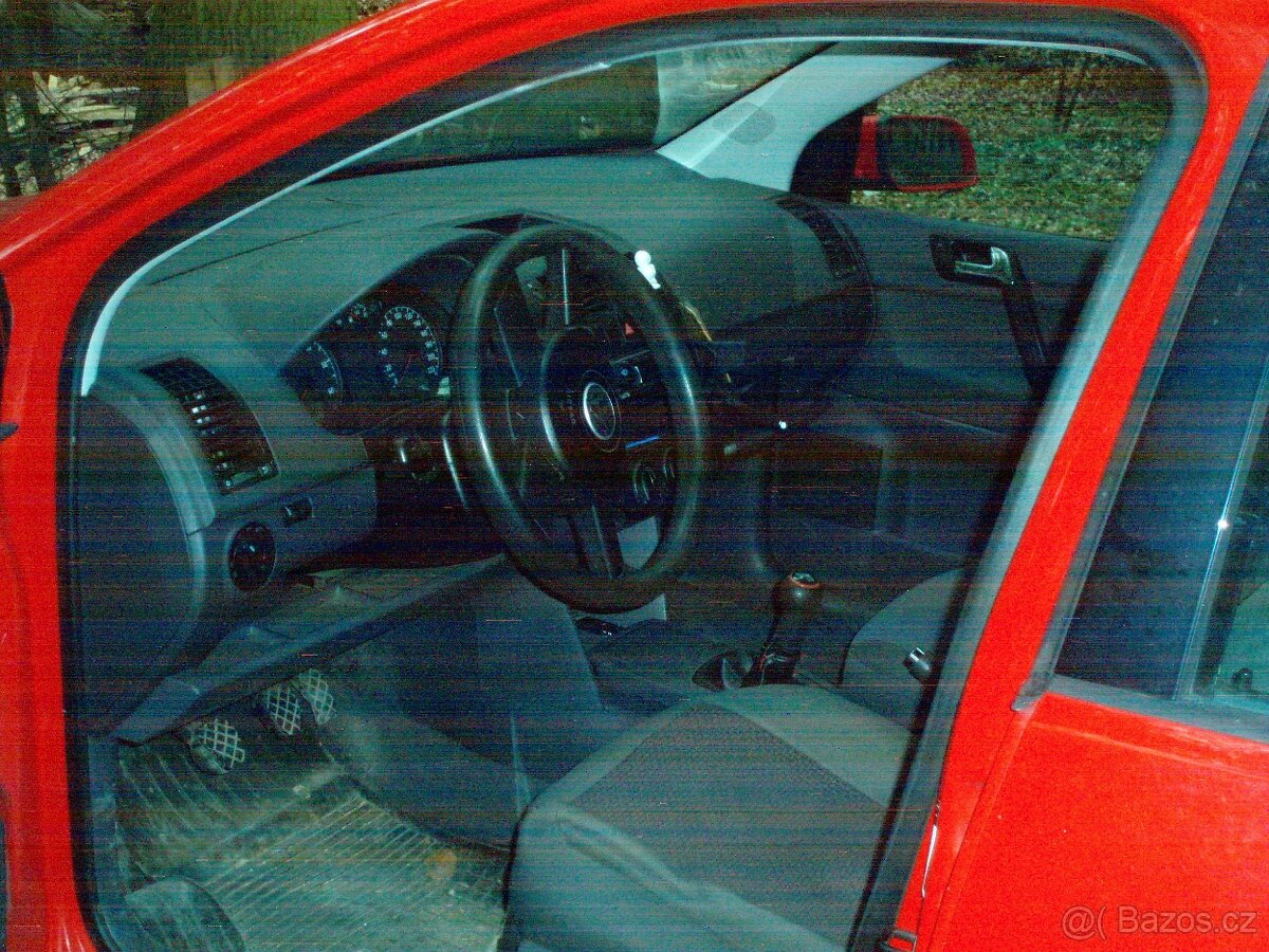 VW POLO - 3