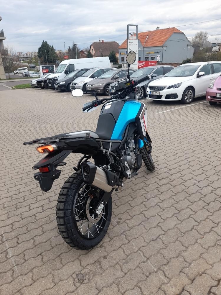 Motorka CFMOTO 450MT