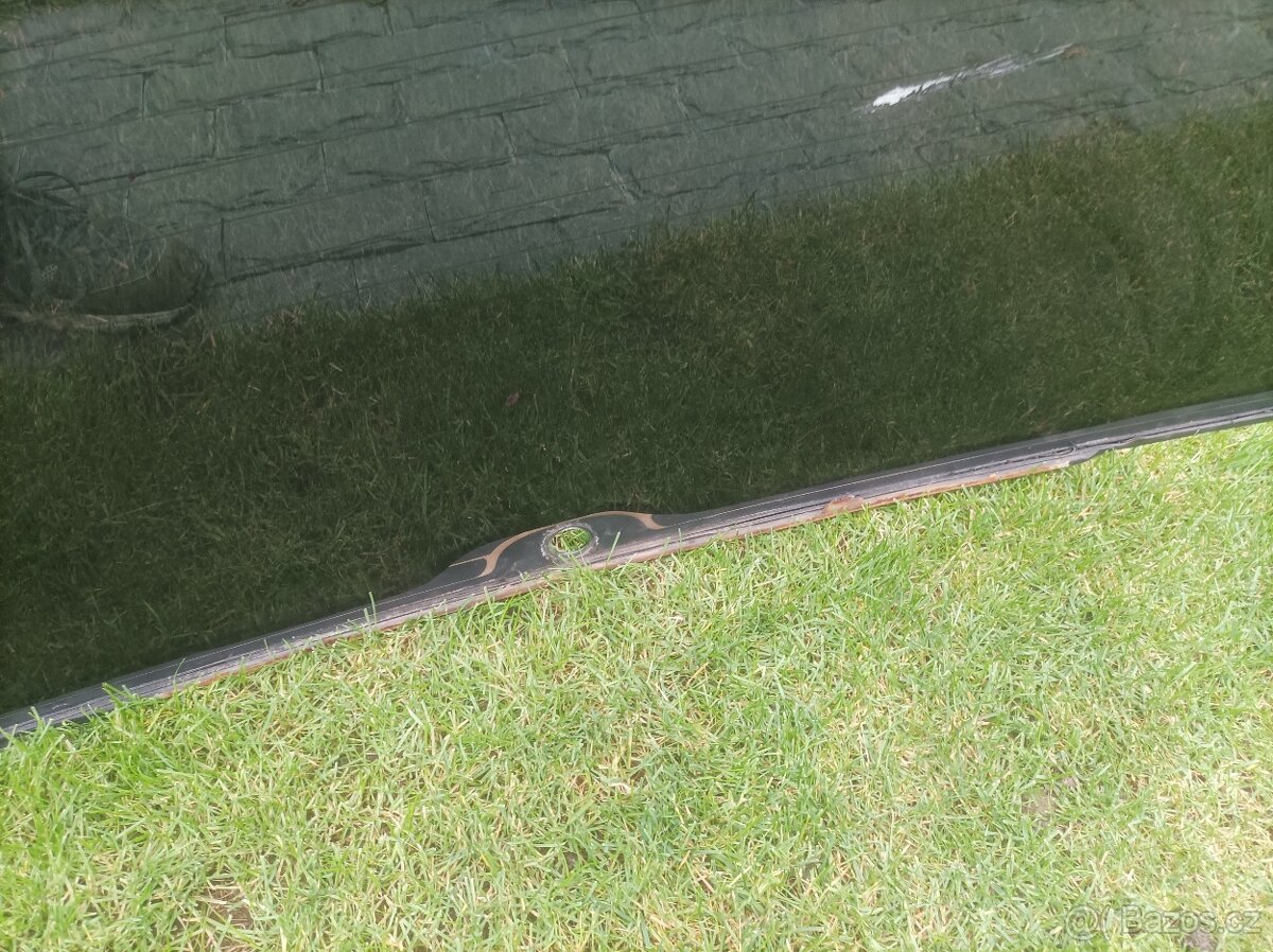 Zadní vyhřívané sklo vw Touran - 3