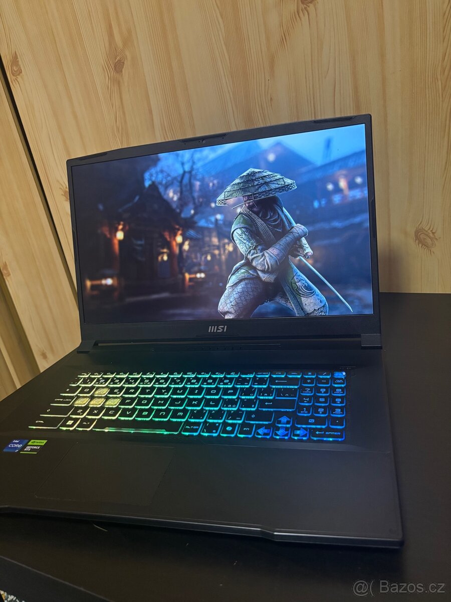 Výkonný Herní Notebook MSI KATANA 17|RTX 4070 - 3